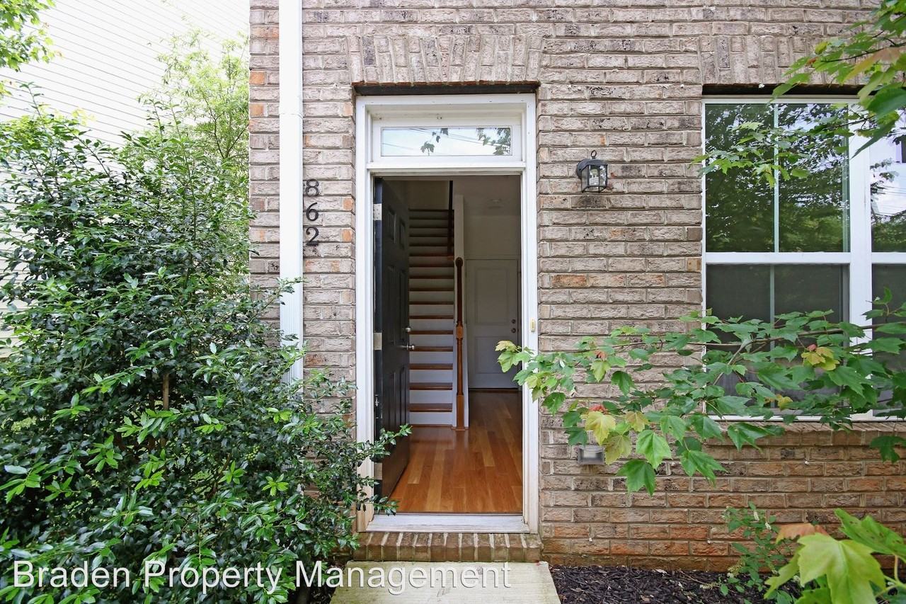 862 Estes St - Photo 3 of 22