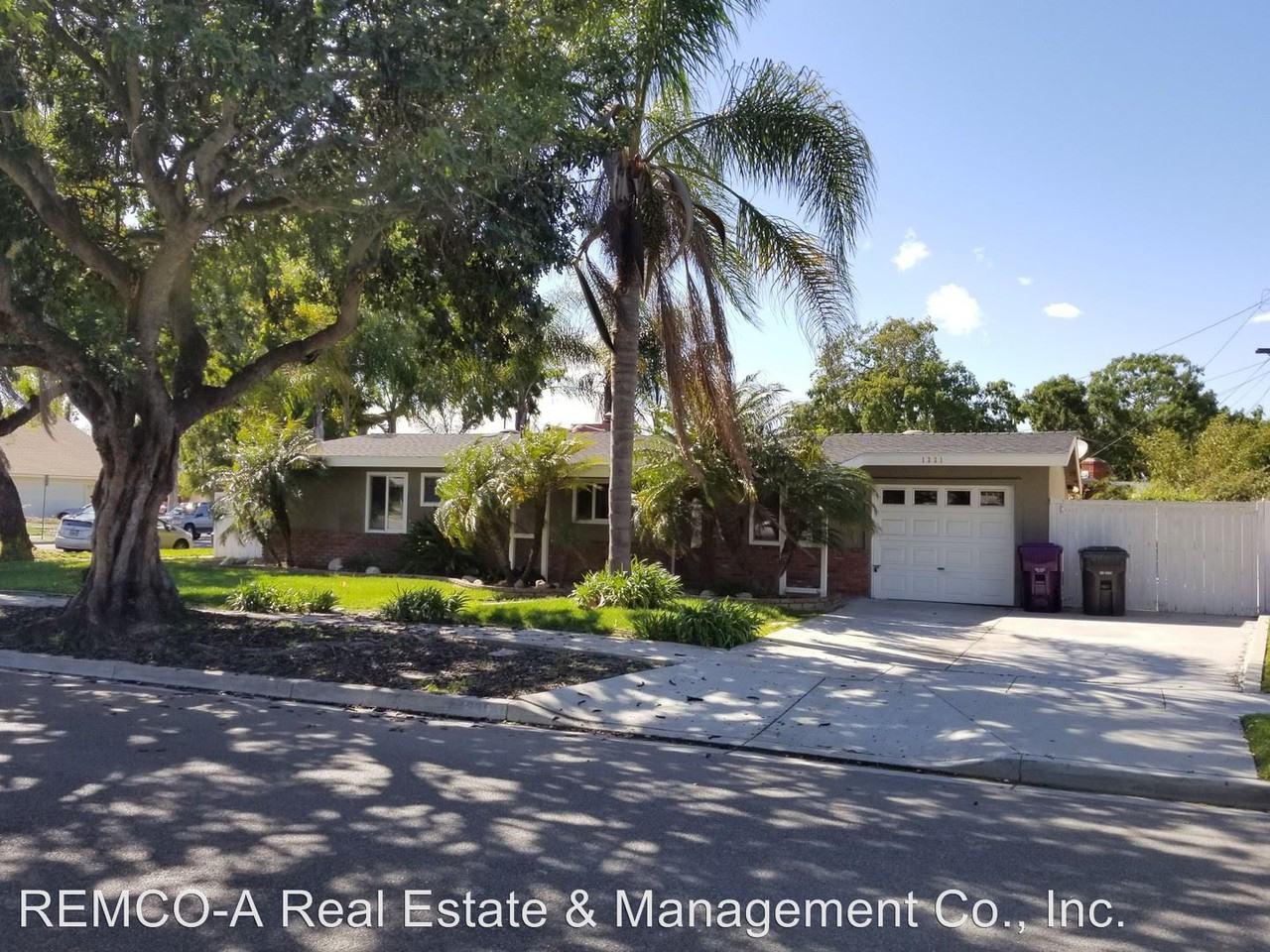 1331 N Studebaker Rd - Photo 2 of 25