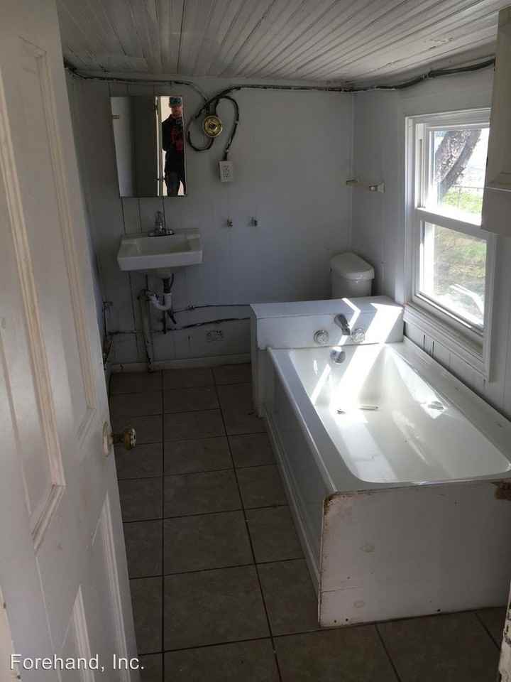 2620 Greene St - Photo 2 of 6