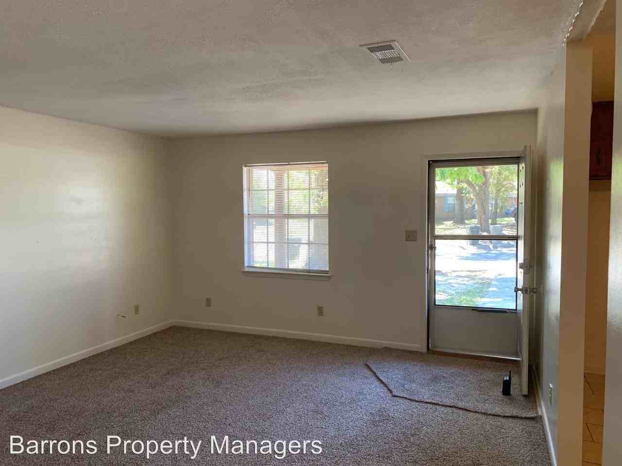 4941 Yacht Harbor Dr - Photo 2 of 10