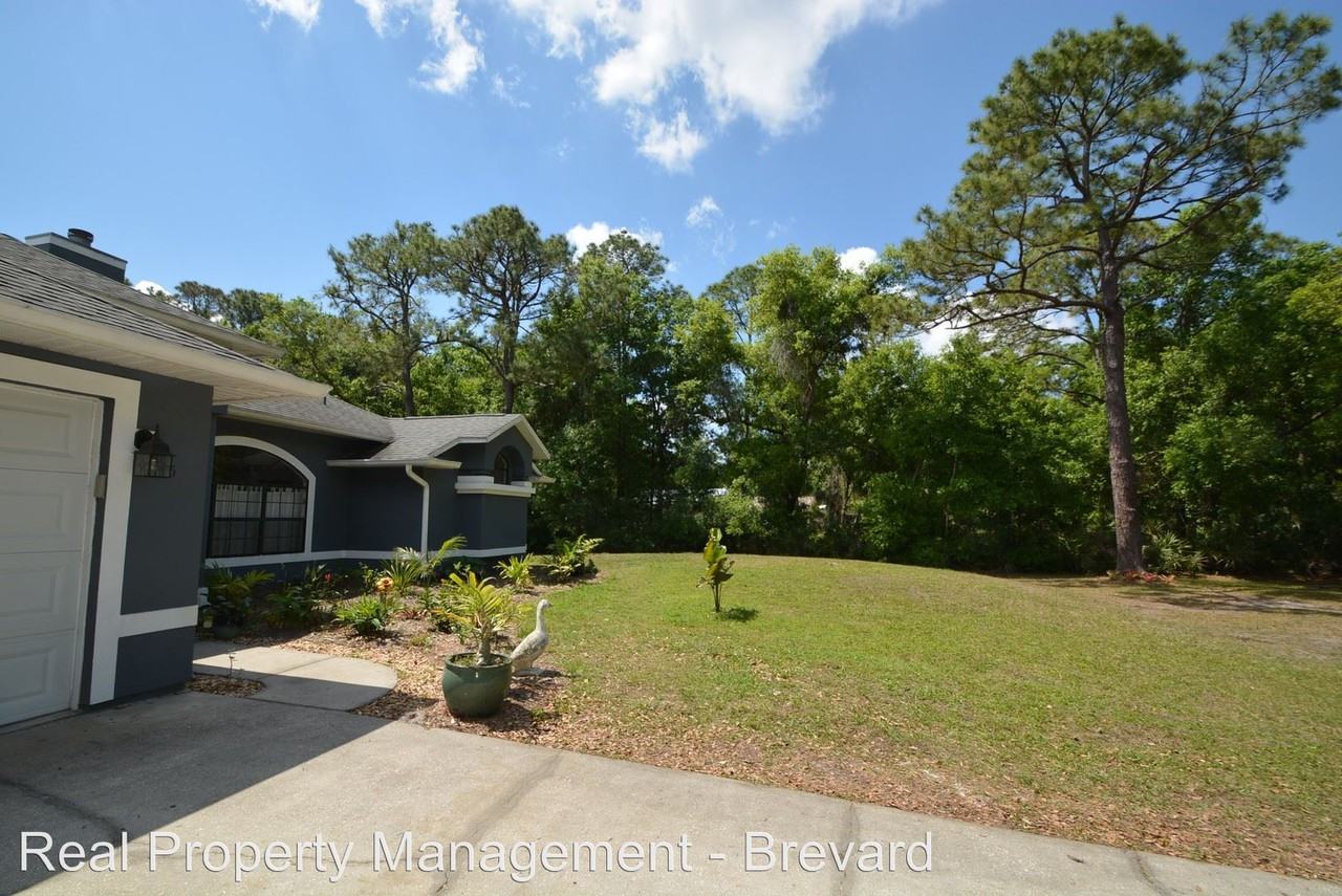 4445 Peppertree St - Photo 2 of 13