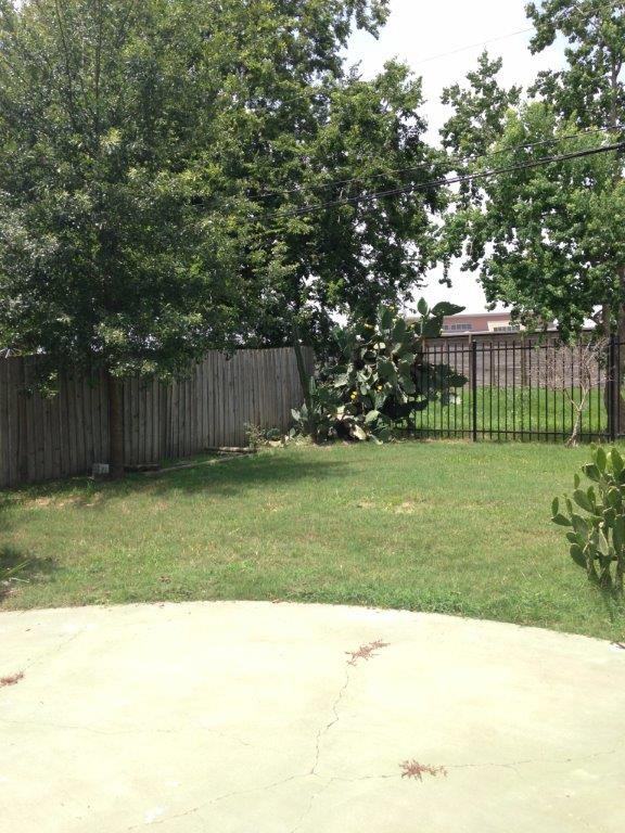 2819 Soway St - Photo 2 of 10