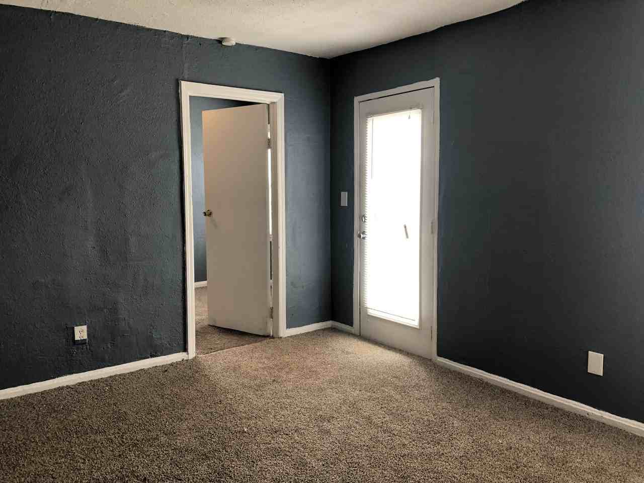 3443 Jackson Avenue - Photo 3 of 31