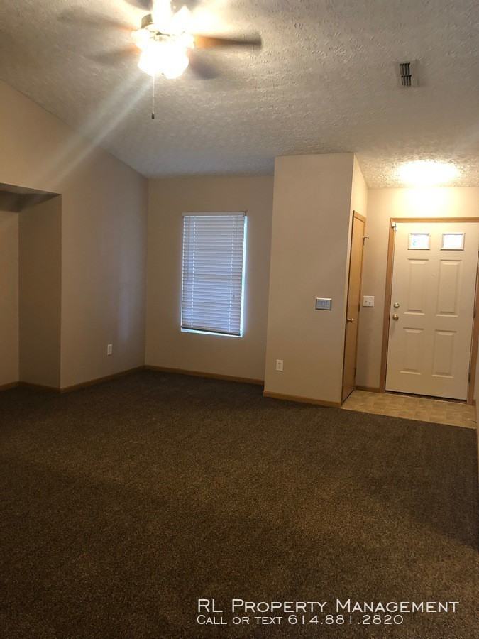 565 Star Spangled Pl - Photo 3 of 15