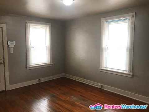 8912 Ramona Ave - Photo 3 of 10