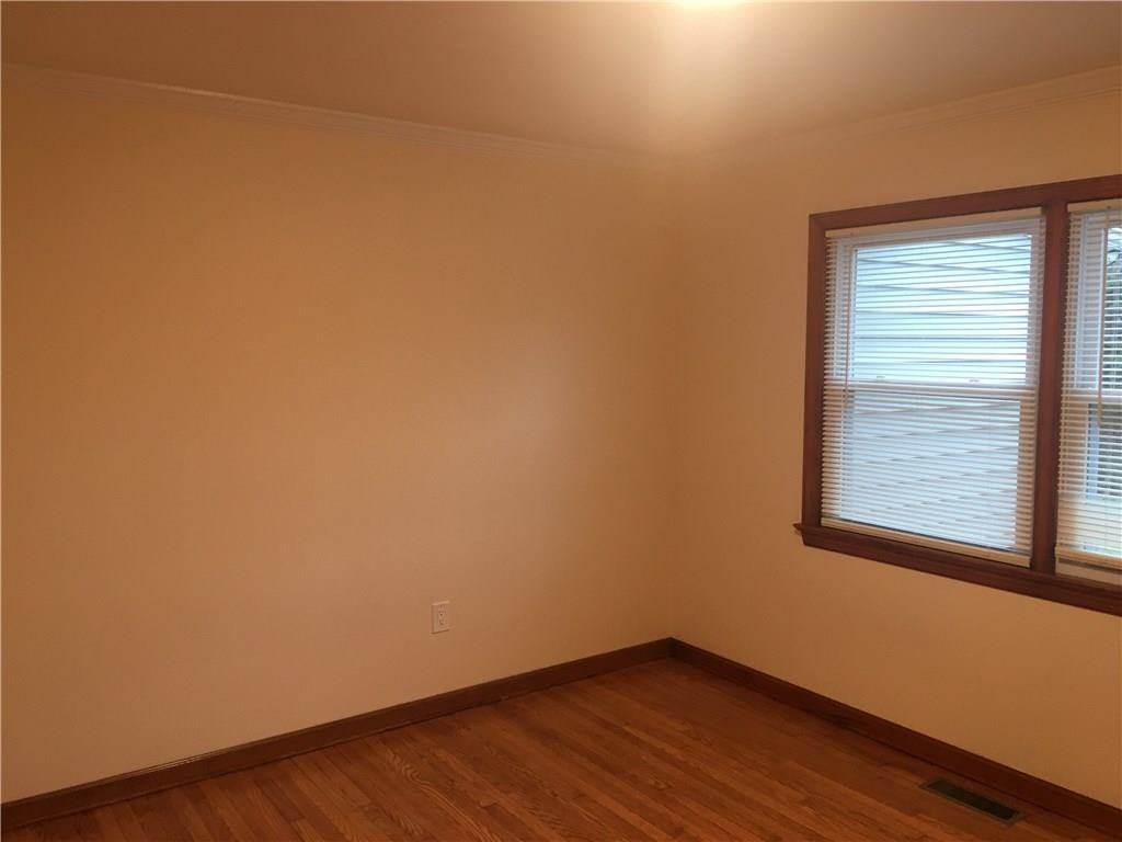 89 John E Busch Ave - Photo 2 of 15