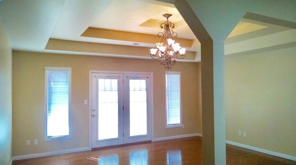 139 Julies Way - Photo 2 of 10