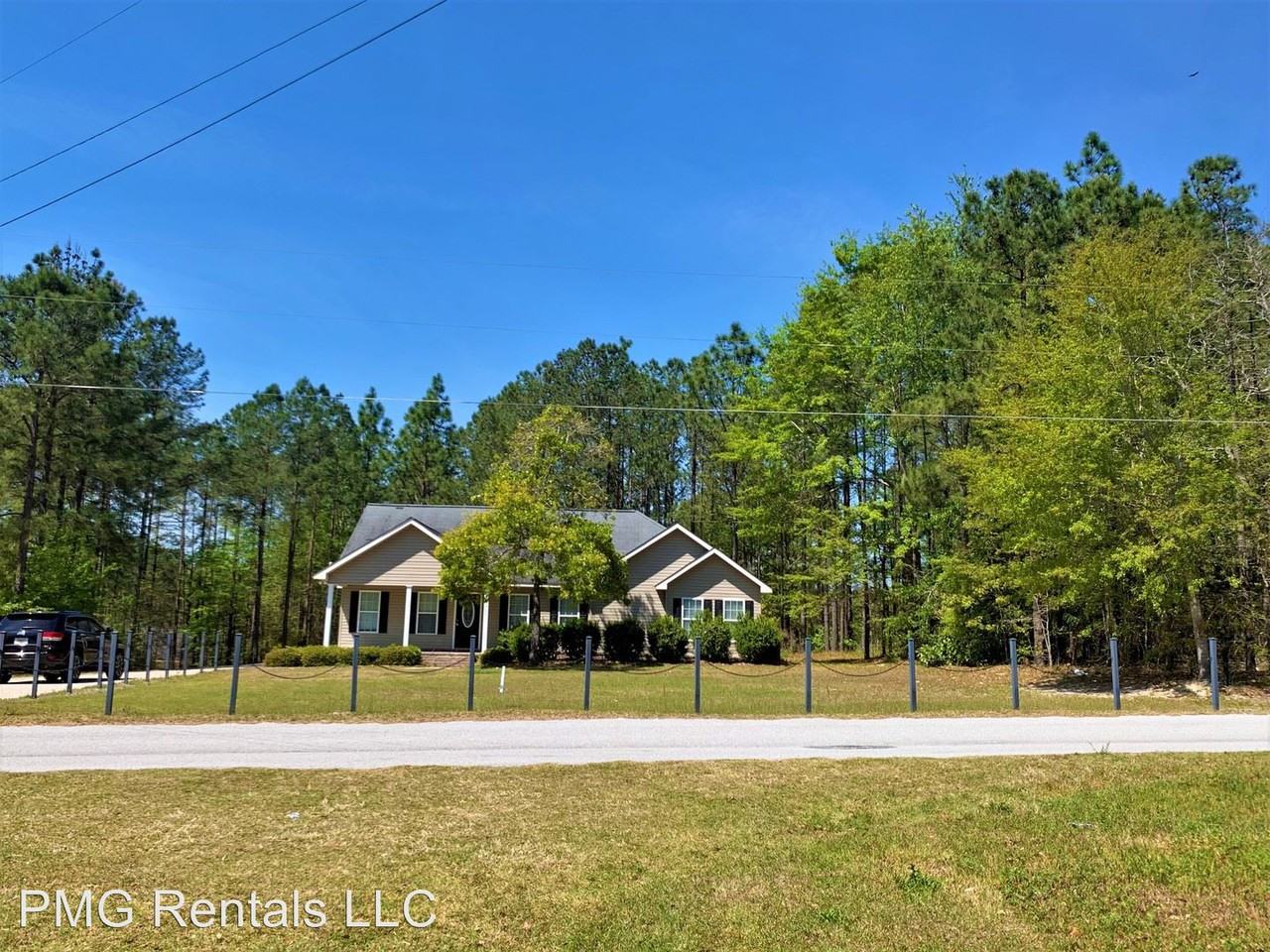 602 Lancelot Court - Photo 2 of 10