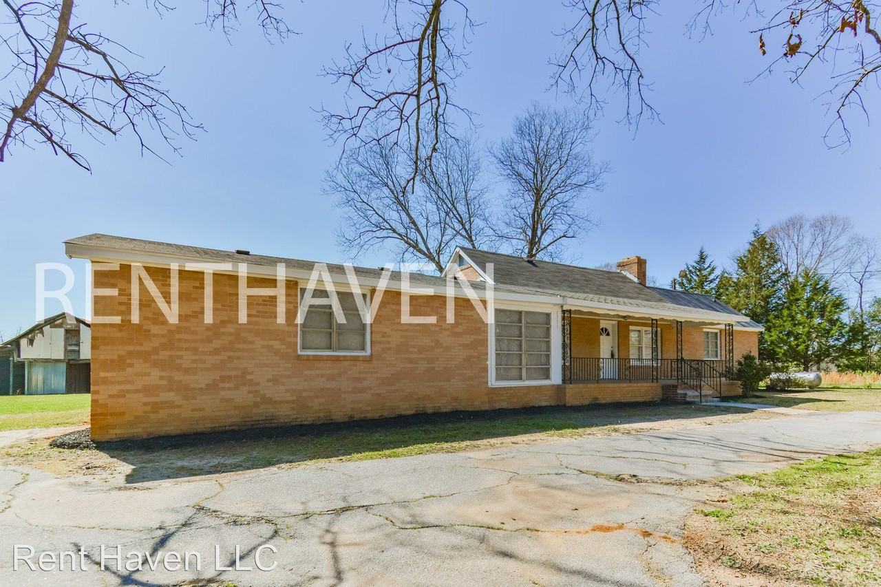 1711 Holliday Dam Rd - Photo 2 of 26