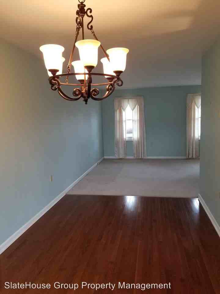 106 Hanover St - Photo 3 of 14