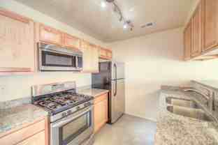 1120 Griegos Rd Nw Bldg A - Photo 1 of 1