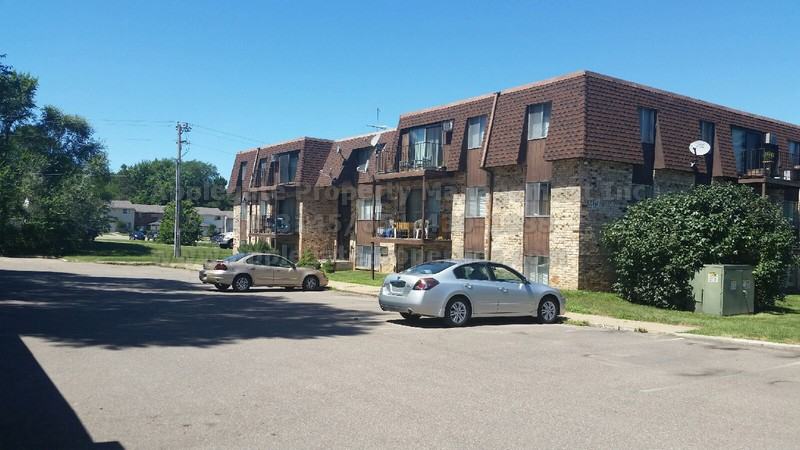 417 S Wasson Ln - Photo 2 of 3