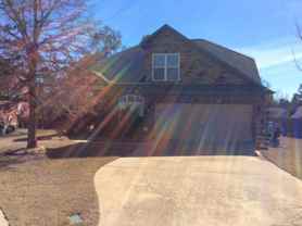 1002 Silver Lake Ct - Photo 1 of 1