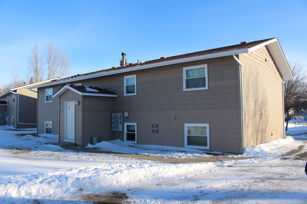 1401 14Th Ave Nw - Photo 6 of 7