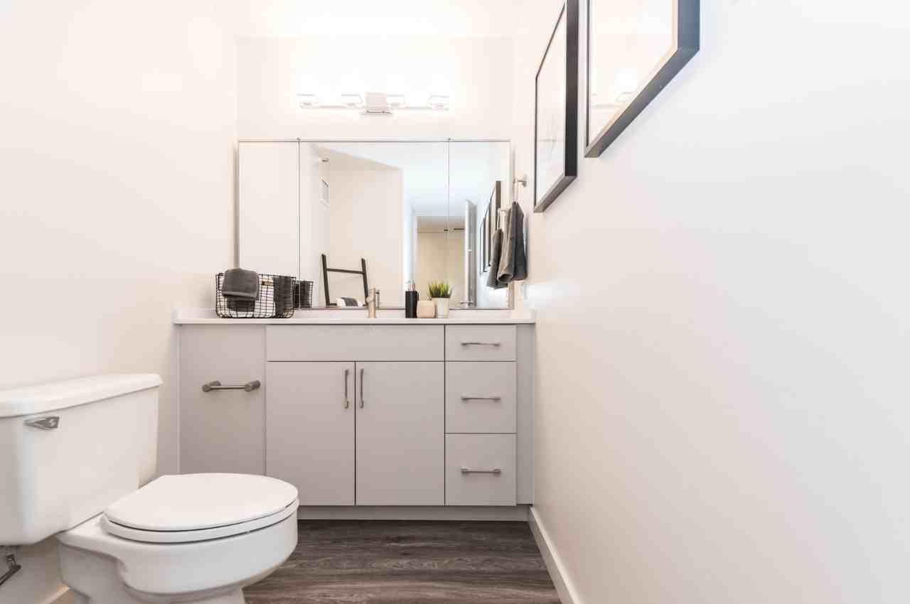 North Harbor Tower - Photo 6 of 38