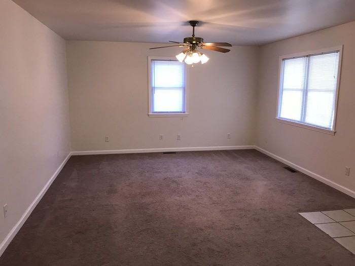 114 E Washington St - Photo 3 of 14