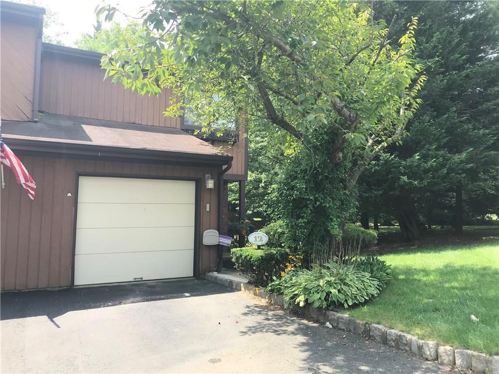 12 Arrowsmith Ct - Photo 2 of 15