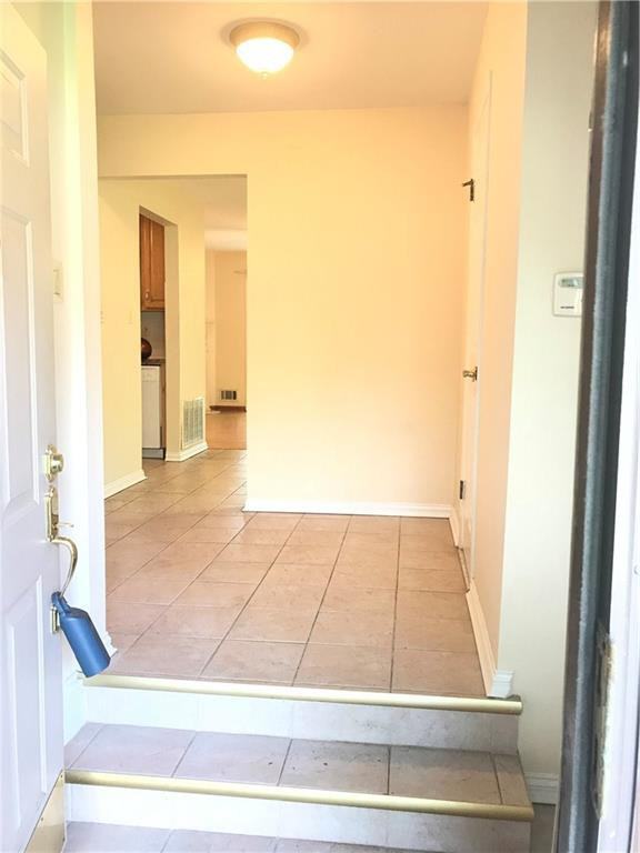 12 Arrowsmith Ct - Photo 3 of 15