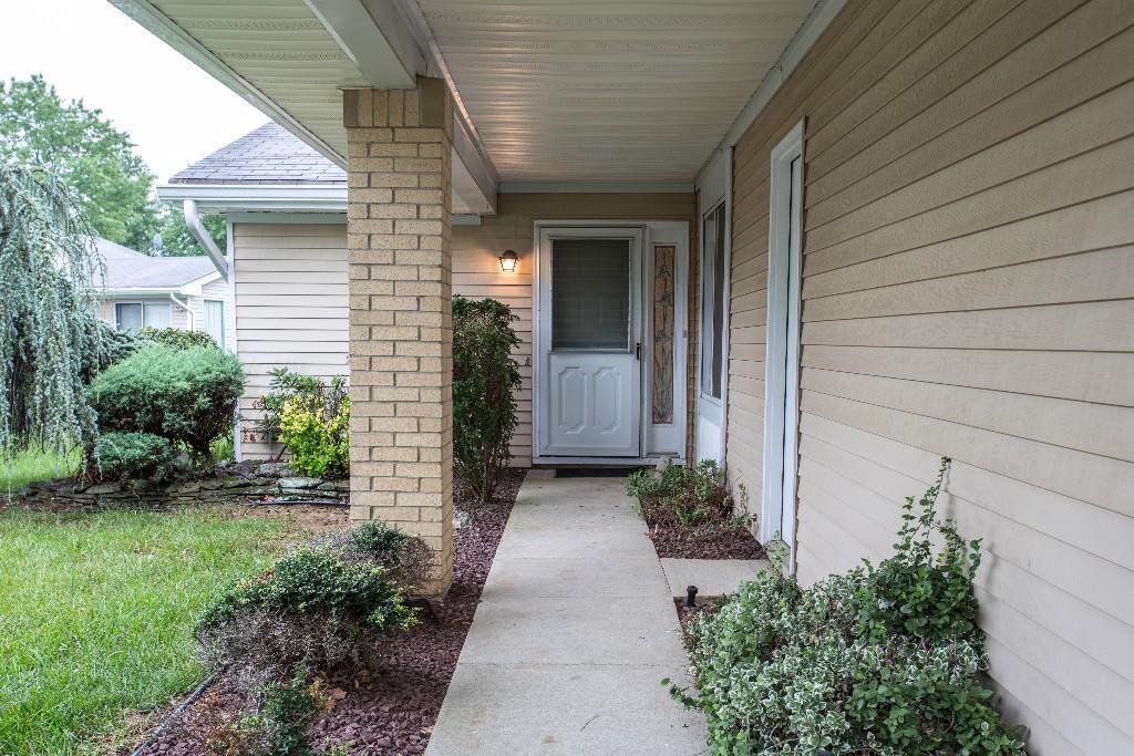 816A Deal Rd - Photo 3 of 24