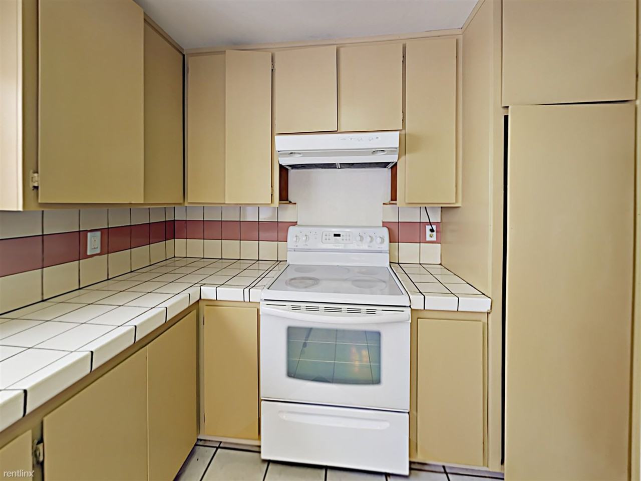 1236 Wentworth Way - Photo 2 of 14