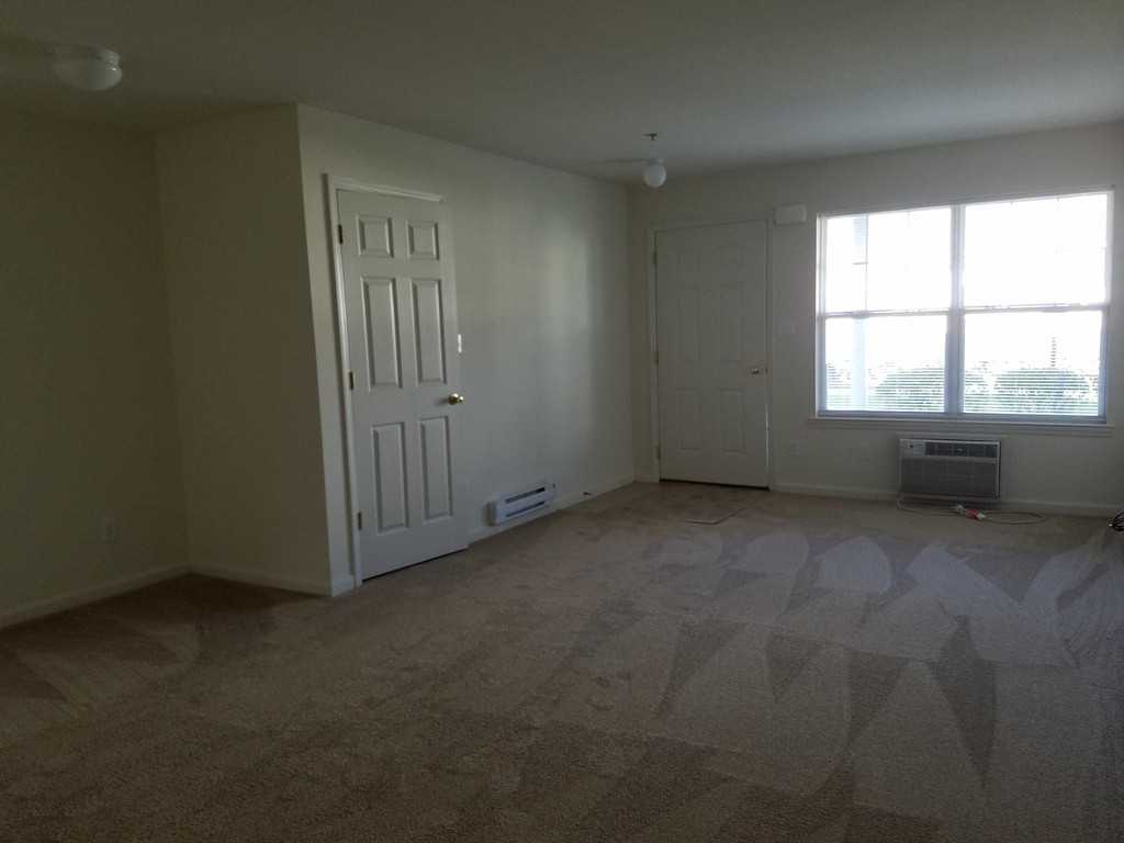 465 New Highway - Photo 3 of 6