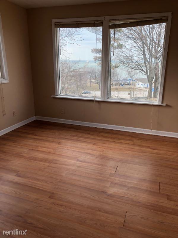 119 Eagle St - Photo 3 of 13