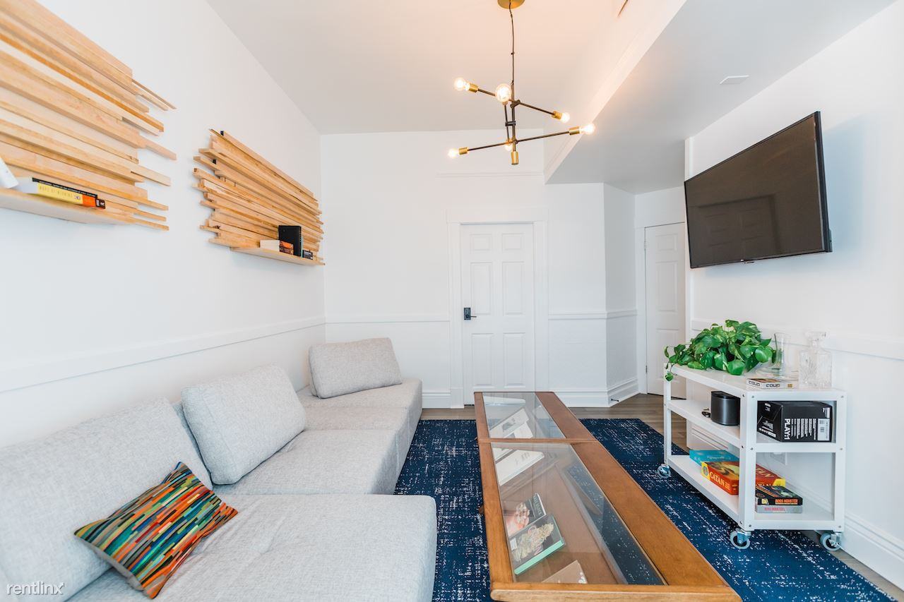 414 Bryant St - Photo 2 of 5