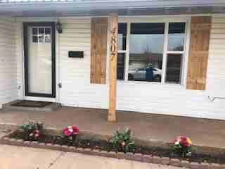 4807 8th St - Photo 3 of 37