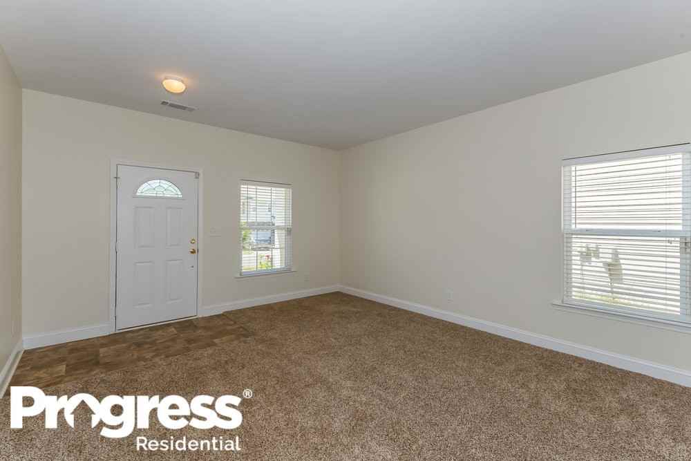 13506 Pontchatrain Ave - Photo 2 of 36