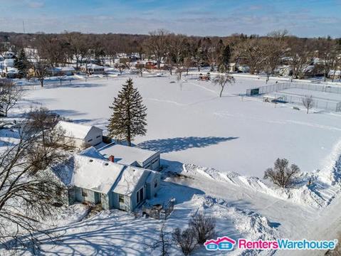 6508 Golden Valley Rd - Photo 2 of 12