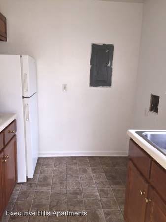 2714 Clayton Dr NW - Photo 2 of 6