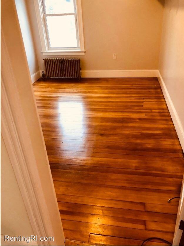 79 Raymond St - Photo 2 of 9