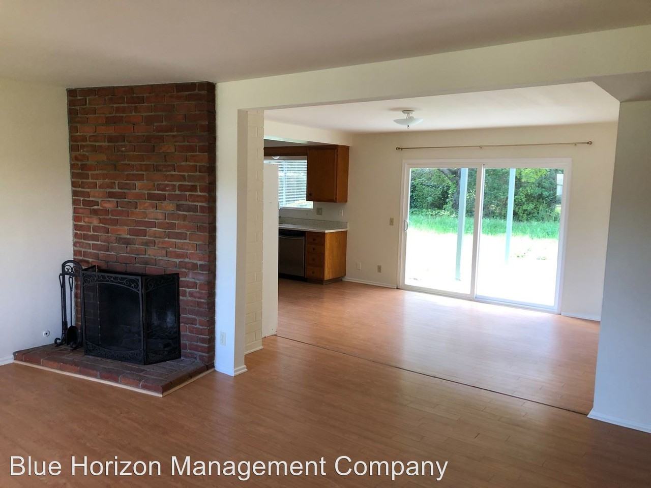 455 Carlo Dr - Photo 2 of 16