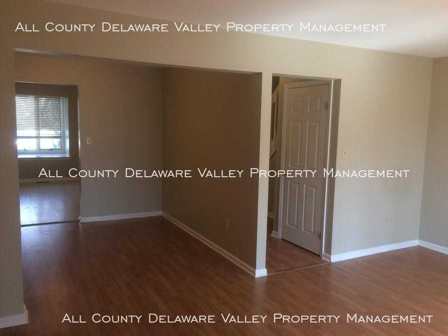 7 Lenape Ln - Photo 2 of 12