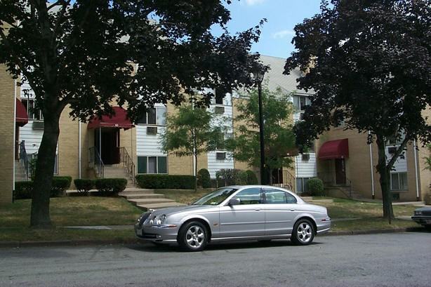 1150 Mount Hope Ave - Photo 2 of 2