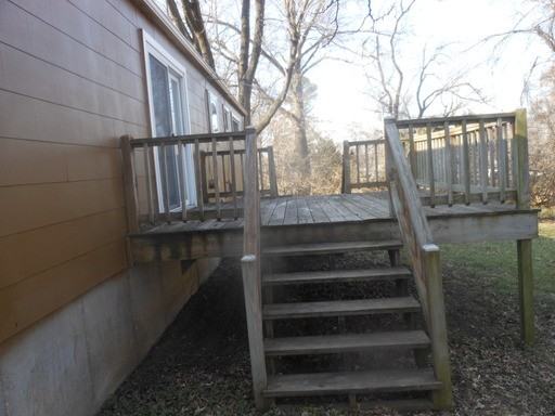 8604 Crystal Ave - Photo 2 of 12