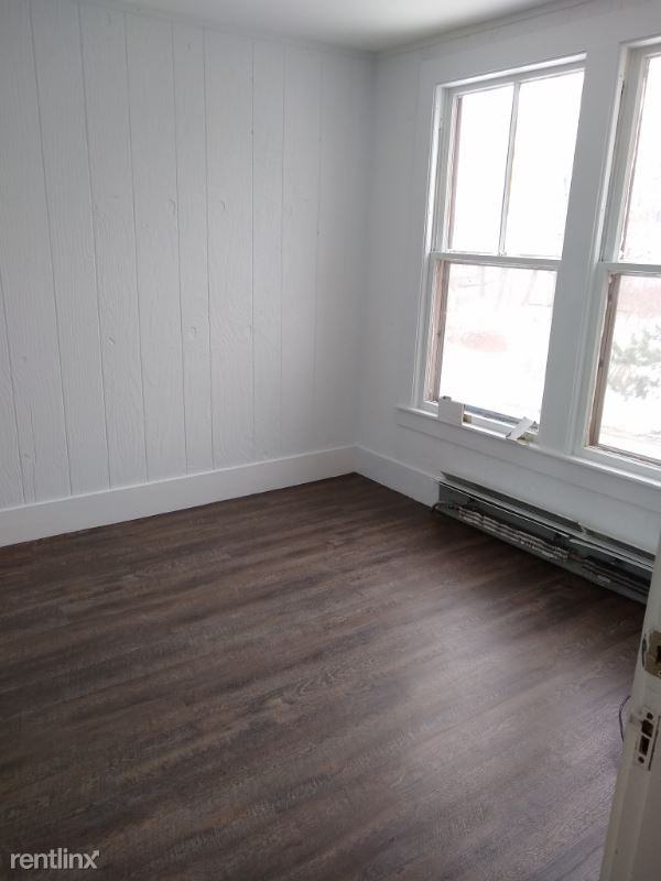 15 John St - Photo 3 of 5