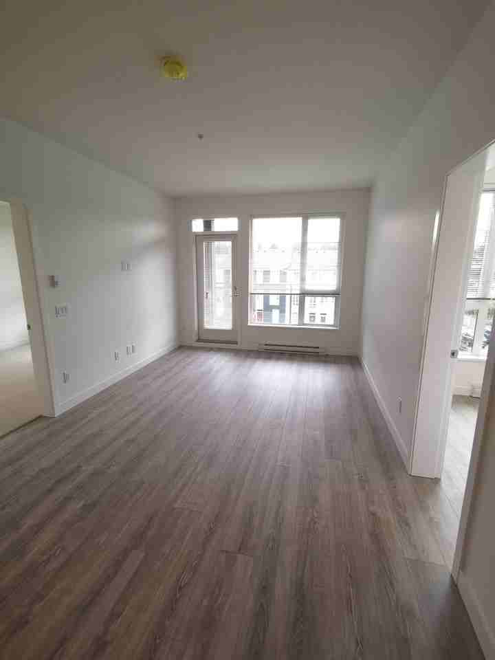 516 Foster Avenue #403