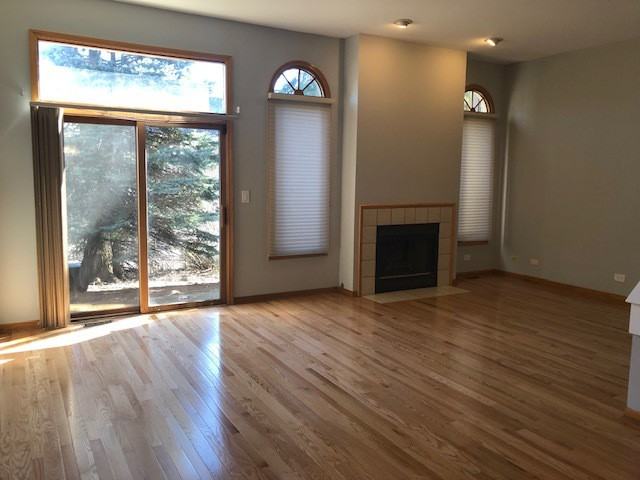 1031 Arbor Ct - Photo 3 of 14