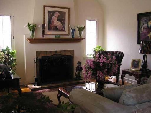 5002 Canterbury Dr - Photo 3 of 4