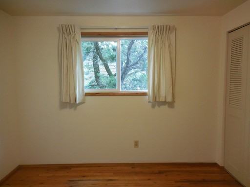1482 NW 20th St - Photo 2 of 16