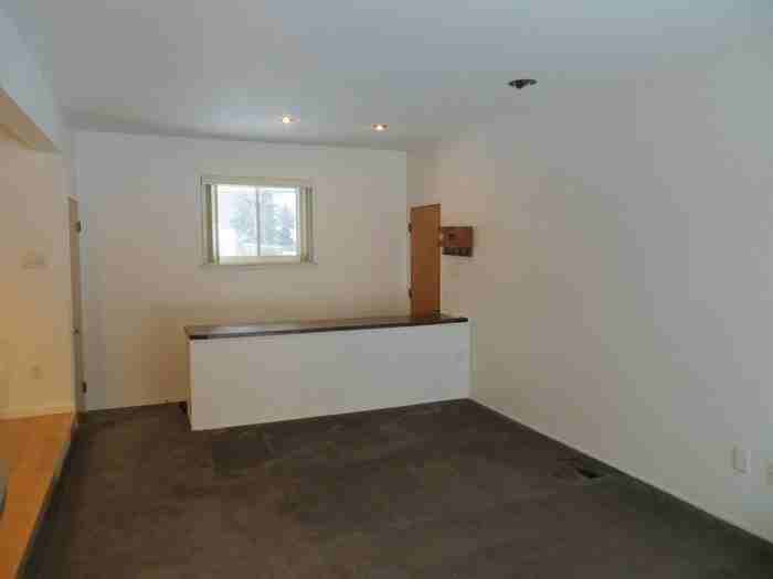 6365 Clarkston Rd - Photo 3 of 23