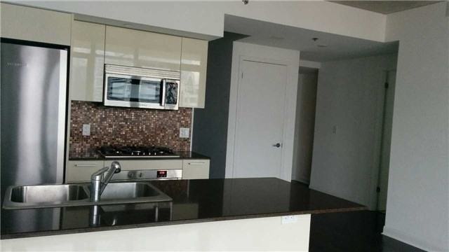 375 King Street West #1806