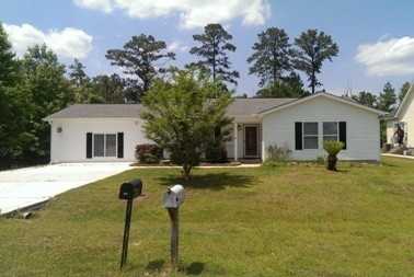 925 Church St - Photo 3 of 18