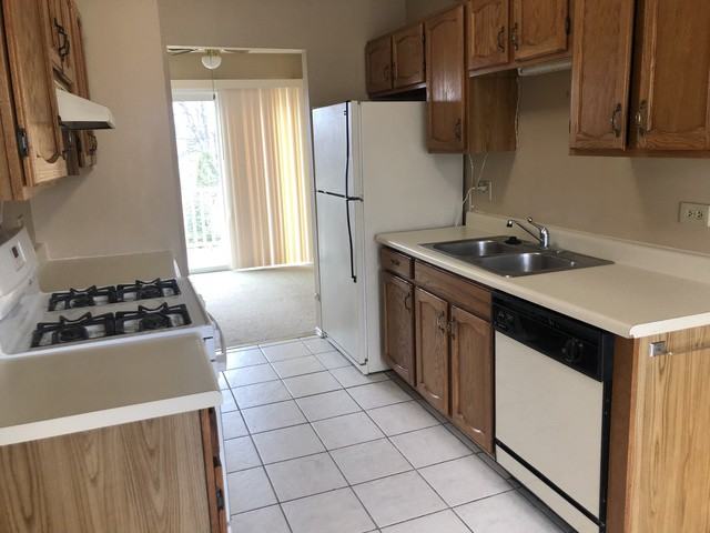 182 White Branch Ct - Photo 3 of 9