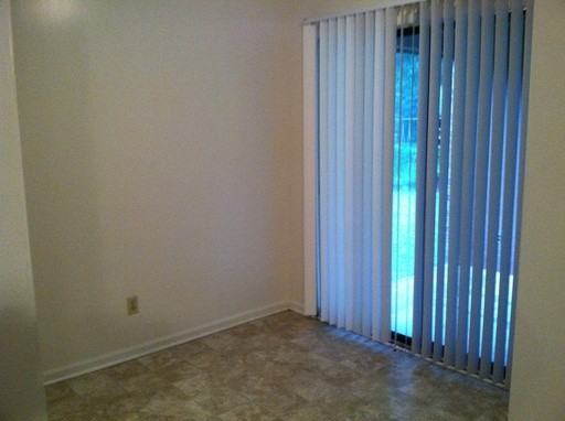 171 Hummingbird Ave - Photo 3 of 8