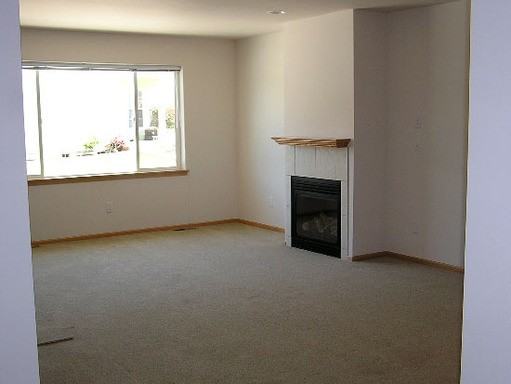 4239 Archer Dr - Photo 3 of 6