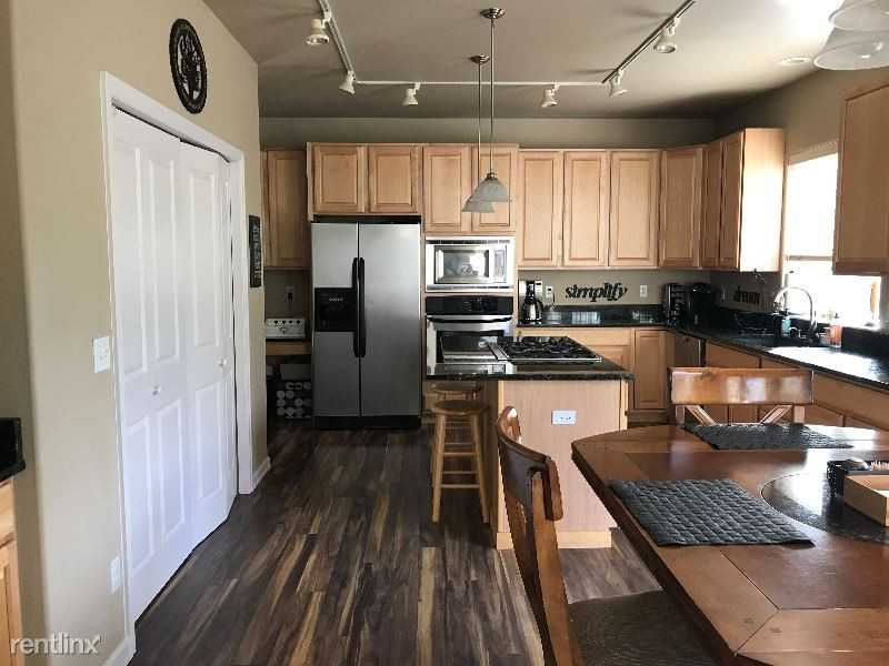 8523 Lassen Cir - Photo 3 of 10