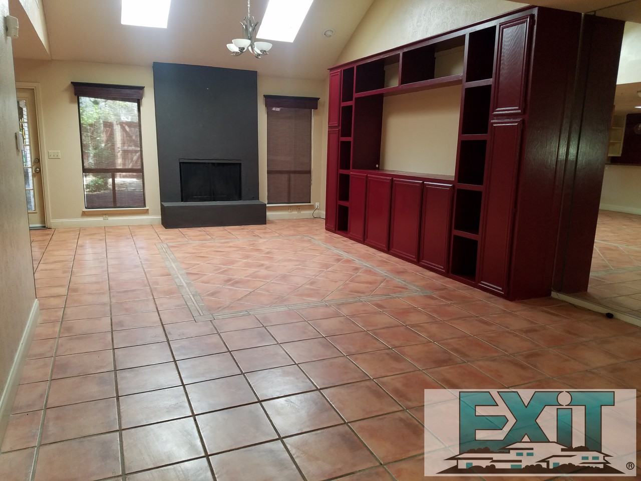 1400 Pebble Court - Photo 2 of 35