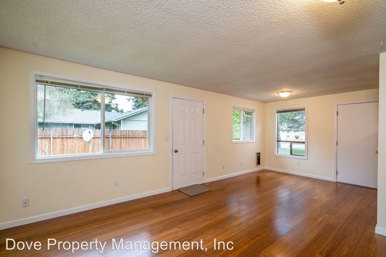 14315 NE 16th St - Photo 3 of 13